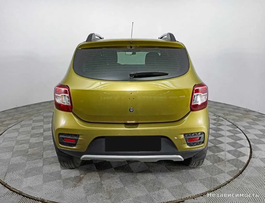 Renault Sandero 2017 с пробегом — фото 6