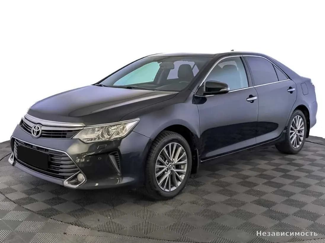 Toyota Camry, 2016 с пробегом