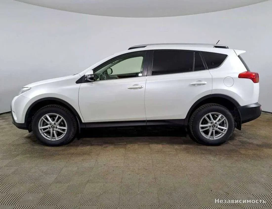Toyota RAV4 VI (XA60) 2014 с пробегом — фото 8