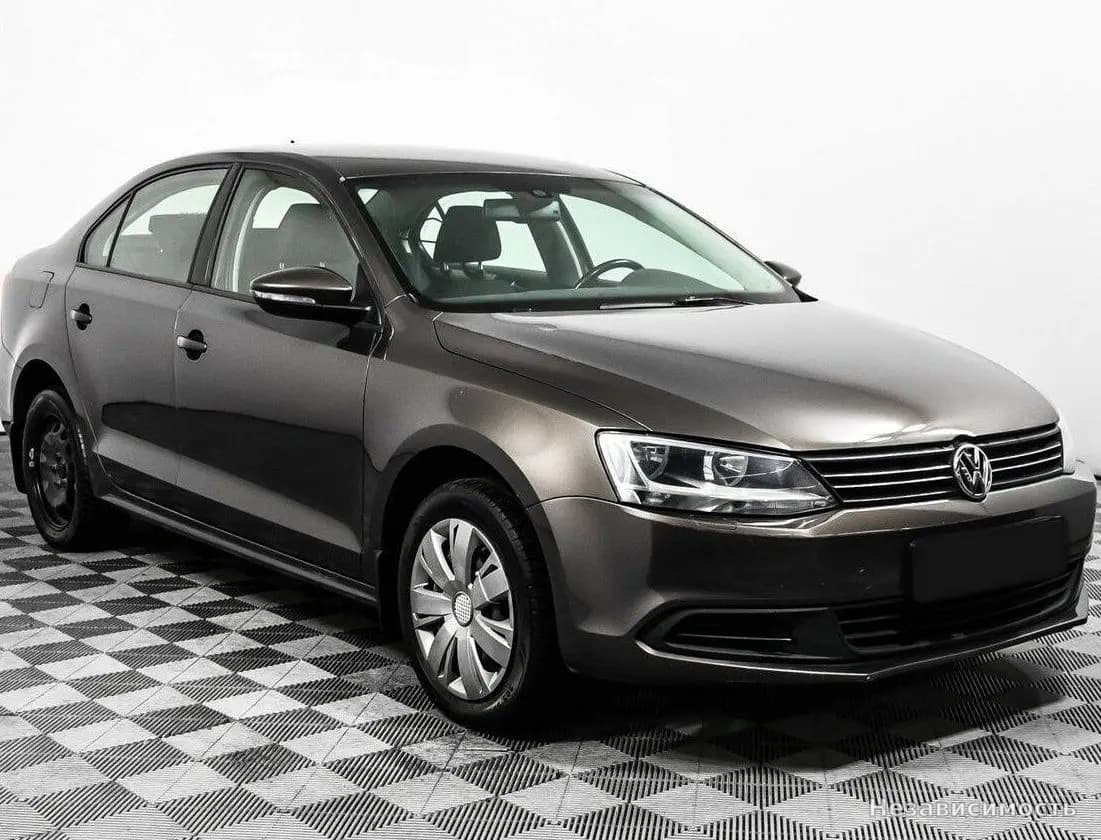 Volkswagen Jetta 2013 с пробегом — фото 3