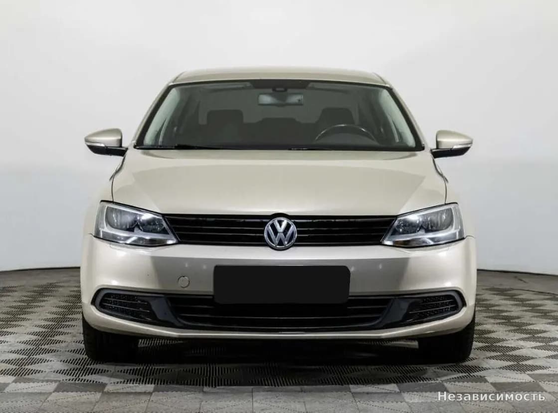 Volkswagen Jetta 2012 с пробегом — фото 2