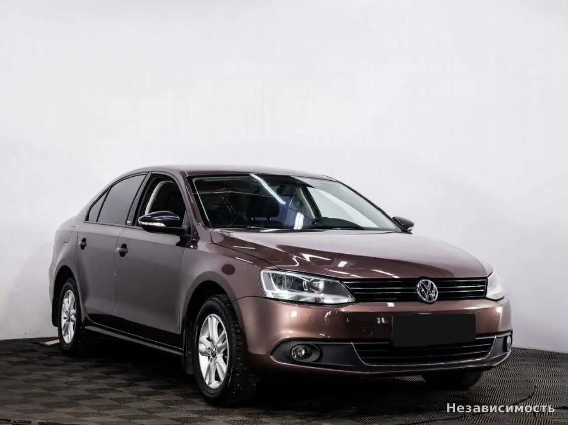 Volkswagen Jetta 2014 с пробегом — фото 3