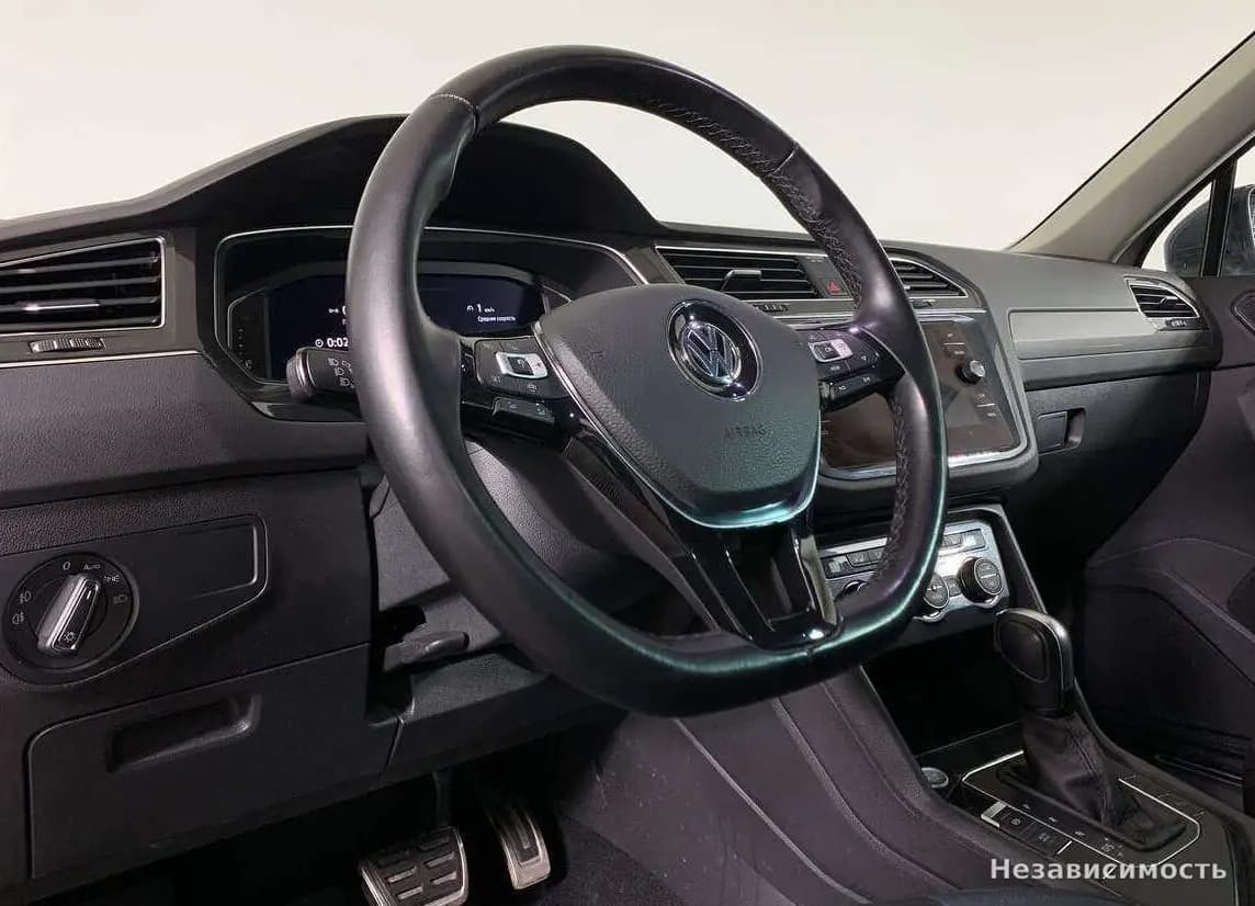 Volkswagen Tiguan 2020 с пробегом — фото 10