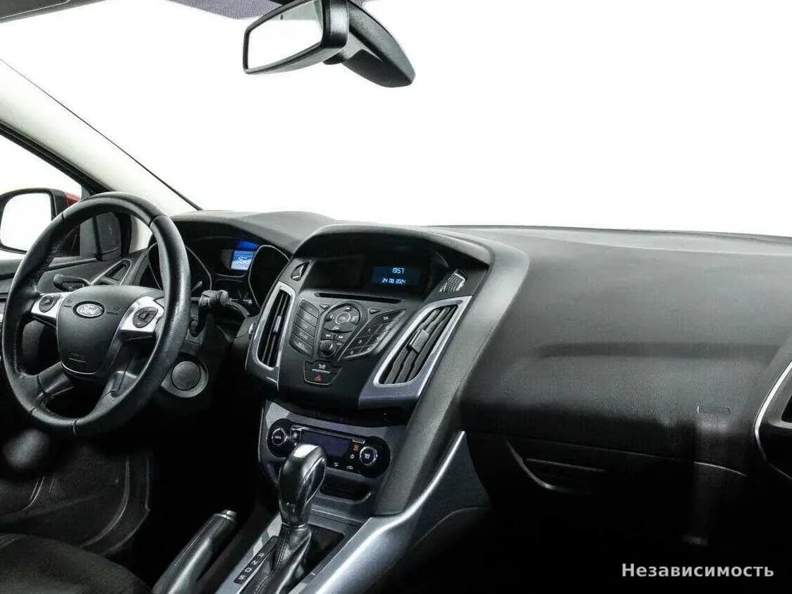 Ford Focus 2013 с пробегом — фото 9