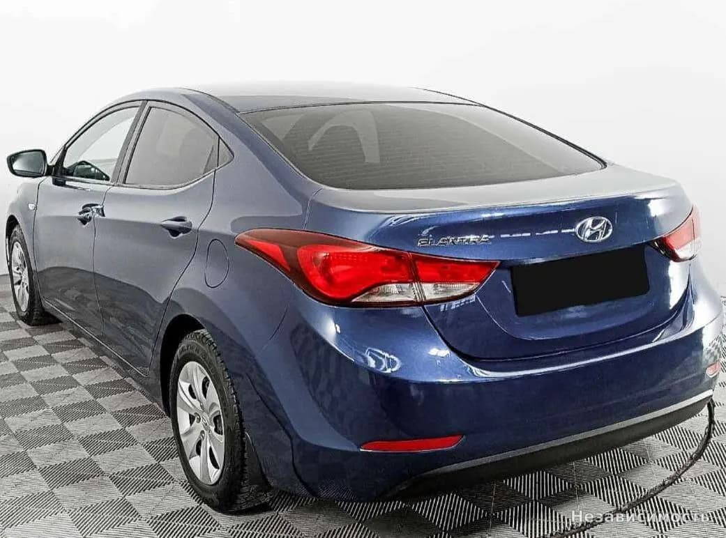 Hyundai Elantra VII (CN7) 2015 с пробегом — фото 6