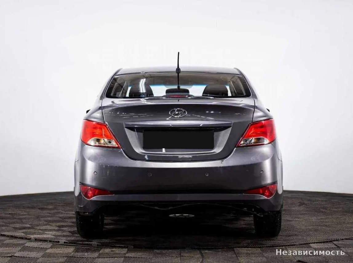 Hyundai Solaris 2015 с пробегом — фото 5